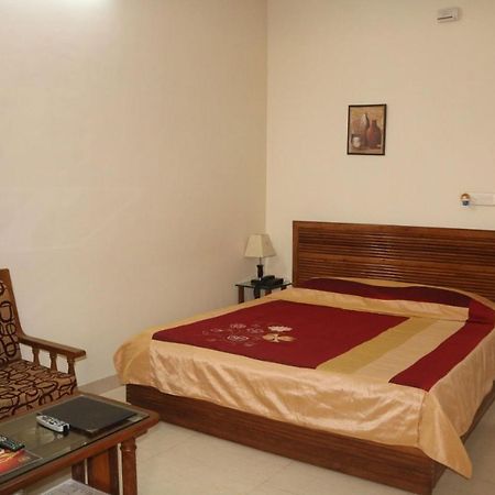 Hotel Shakti Palace Churu Exterior photo